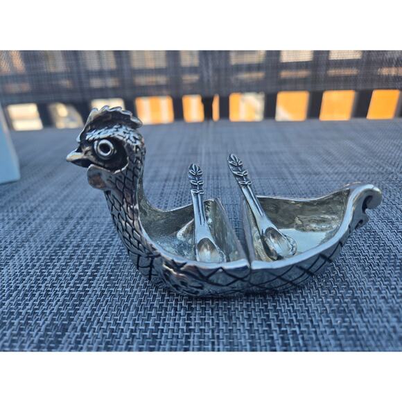 Metal Morphosis By Kaycee Binns Pewter Chicken Salt & Pepper Holder Spoons - Picture 2 of 14